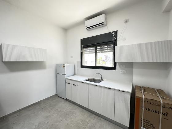 הלל 7, הדר הכרמל