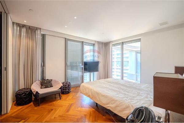 ניסים אלוני 12, פארק צמרת