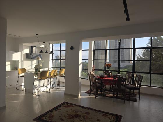 בשכונת מרכז הכרמל