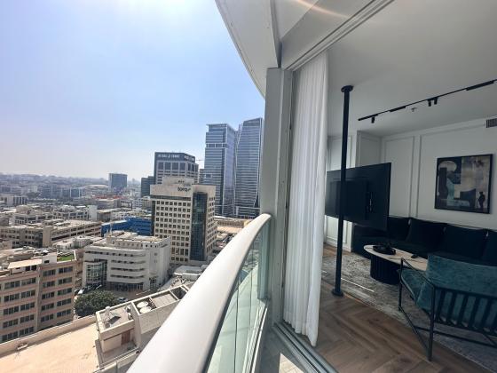 יצחק גרציאני 8, שרונה