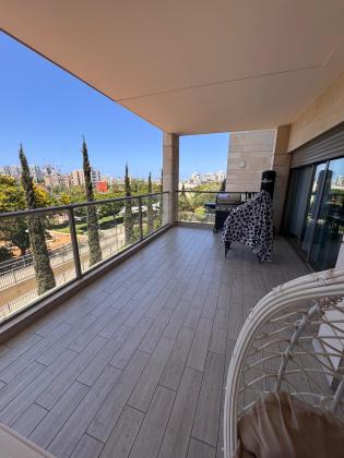 בשכונת פסגת אונו