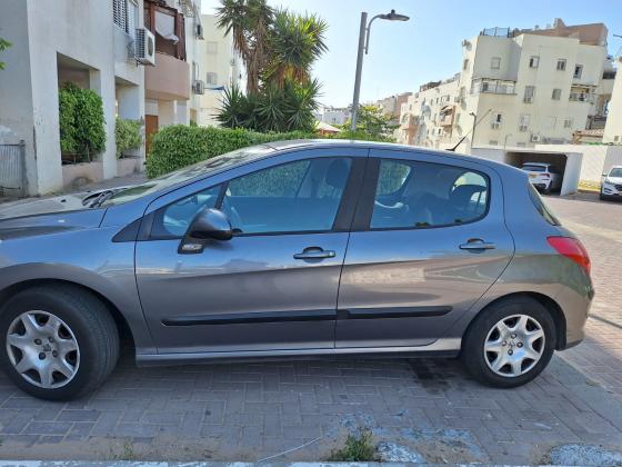 פיג'ו 308 (2010)