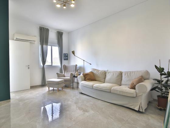 ארלוזורוב, הדר עליון