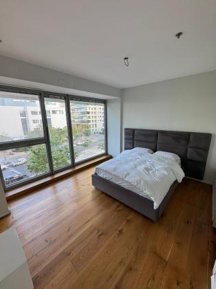 אלוני ניסים 5, פארק צמרת