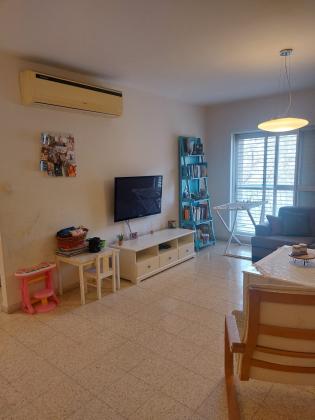 האשל 12, מוצקין;דובדבן הכפר;כיסופים