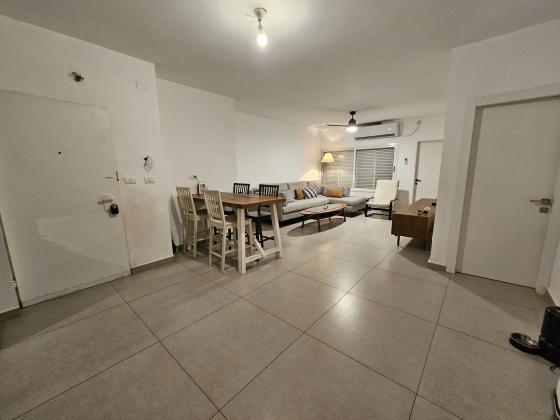 שועלי שמשון 6, תקומה, הראשונים