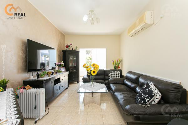 טרומפלדור, נוה שאנן