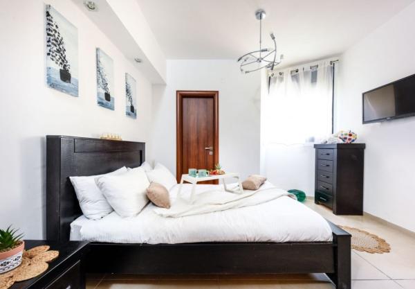 בר כוכבא 7, לב תל אביב החלק המערבי