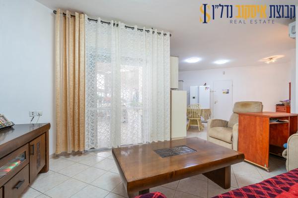 הרב נסים 3, 'גבעת אולגה א' ו-ב'