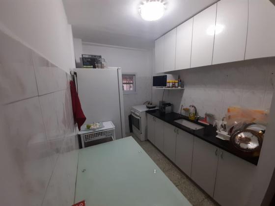 יהודה הלוי 42, שכונה ד