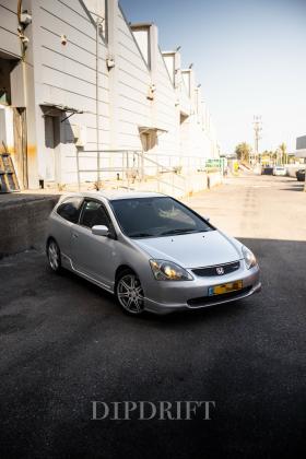 הונדה TYPE R (2002)