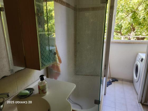 פייר קניג 8, נאות רחל