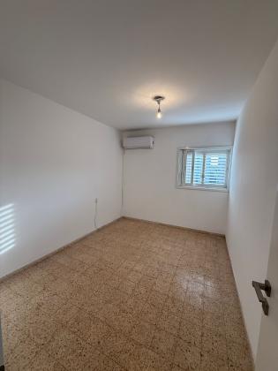 מעפילי אגוז 116, נוה חן