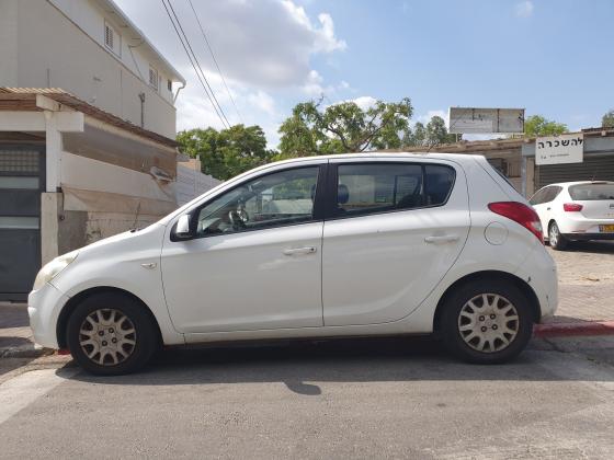 יונדאי i20 (2010)