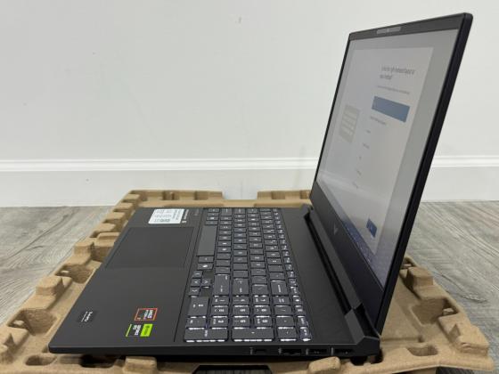 מחשב נייד גיימינג HP Victus בגודל 15