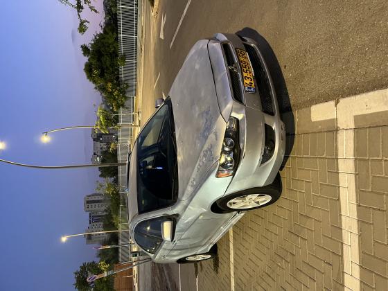 מיצובישי לנסר (2008)