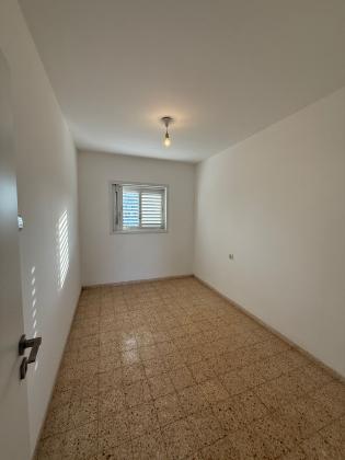 מעפילי אגוז 116, נוה חן