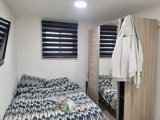 דב הוז 10, קטמון ח-ט