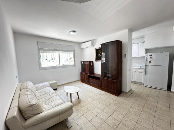 שבזי 15, נוה פז