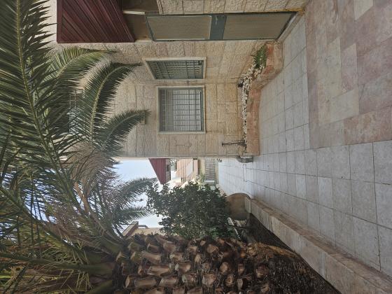 רחמילביץ 129, פסגת זאב