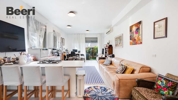 מעלה הצופים, החשמונאים (מרכז העיר א')