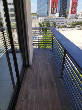 הגר"א 10, נוה שאנן