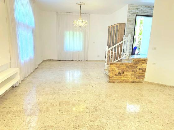 דן 16, אזור ג