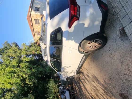 מיצובישי אאוטלנדר (2019)