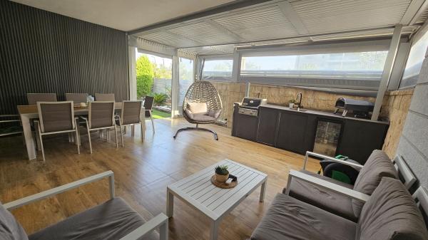 שושנה דמרי 5, נאות אפק