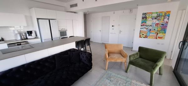 דרך מנחם בגין 160, מע"ר צפוני