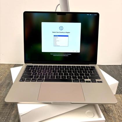 Apple MACBOOK AIR