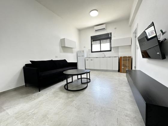 הלל 7, הדר הכרמל