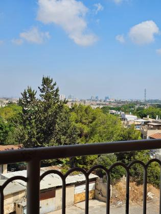 אסירי ציון 19, קרית שלום