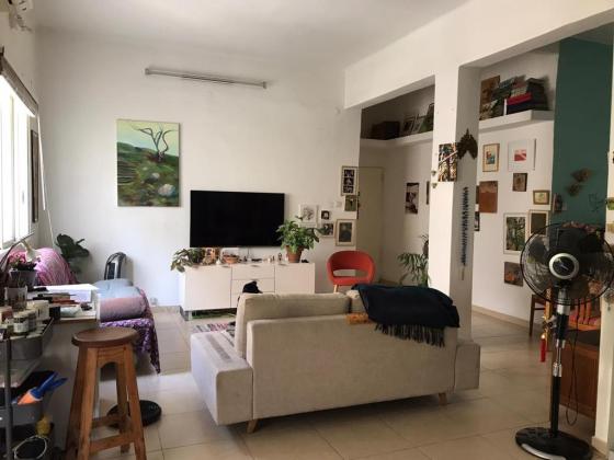 אפרים קישון 15, פלורנטין