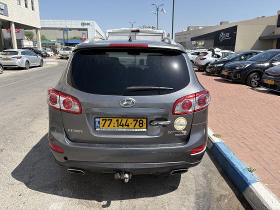 יונדאי סונטה (2012)