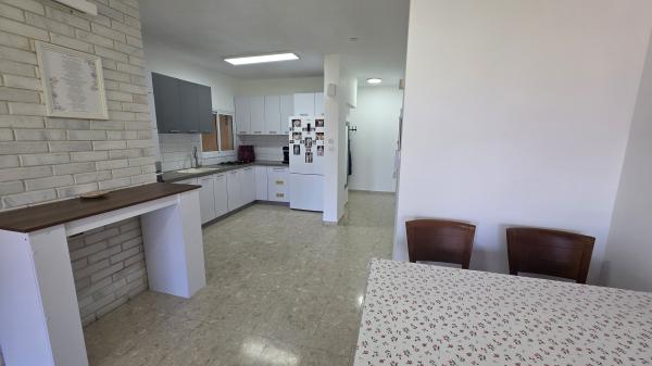 יעקב חזן 9, נוה שאנן