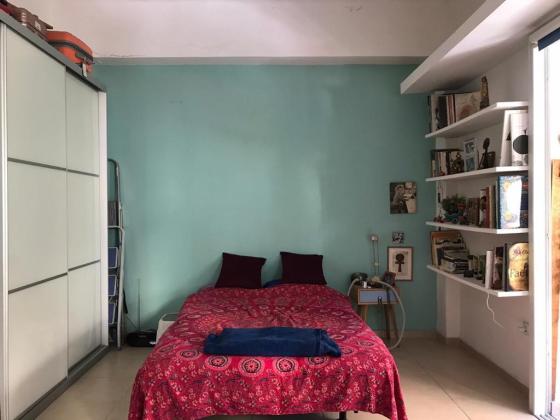 אפרים קישון 15, פלורנטין