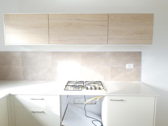 שמעון פרס 13, בית בפארק