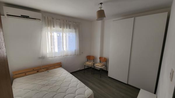 יד ושם 24, מרכז אזרחי