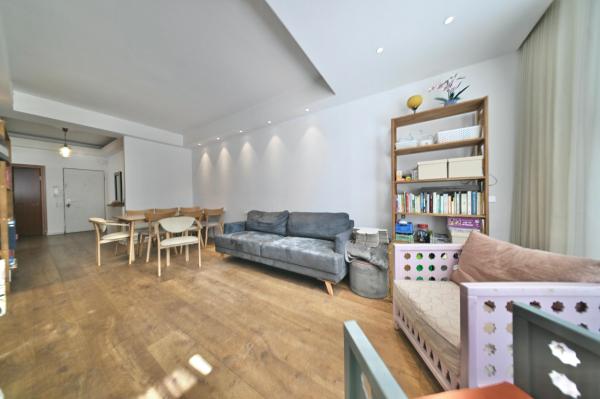 בשכונת הצפון החדש סביבת כיכר המדינה