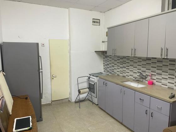 גיבורים 60, נוה פז