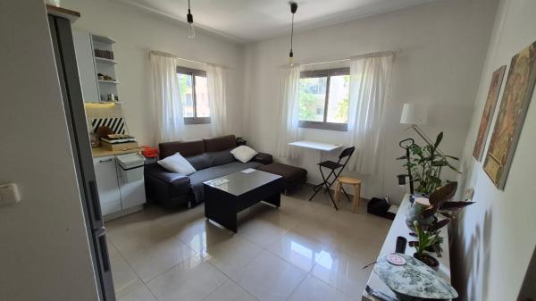 בית הלל 27, מונטיפיורי