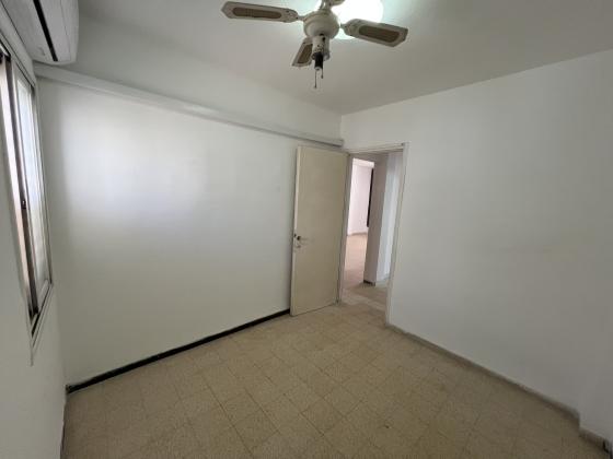 יוספטל 8, מרכז העיר