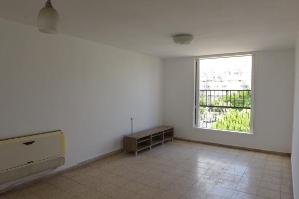 ילדי טהרן 8, שיכון חברת חשמל