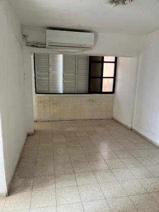 דקל 4, נווה עופר