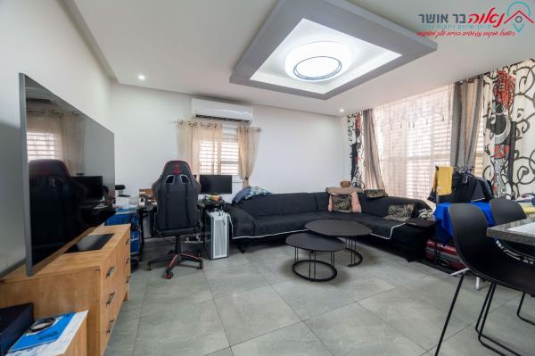 ארלוזורוב, מרכז העיר