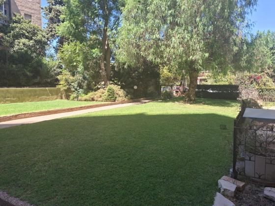 הרב ברלין, רסקו (גבעת הורדים)