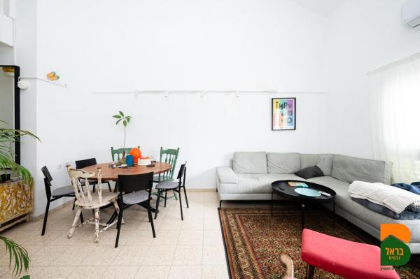 הגלעין 6, נוה פרדסים