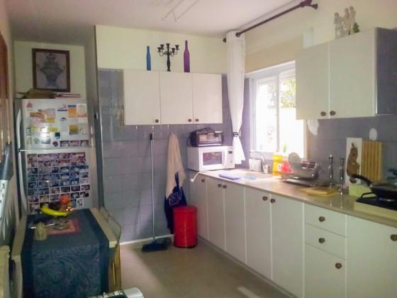 הדקל 16, שכונה ותיקה