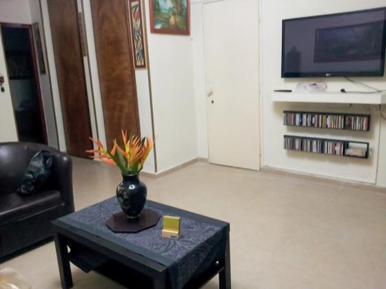 הדקל 16, שכונה ותיקה